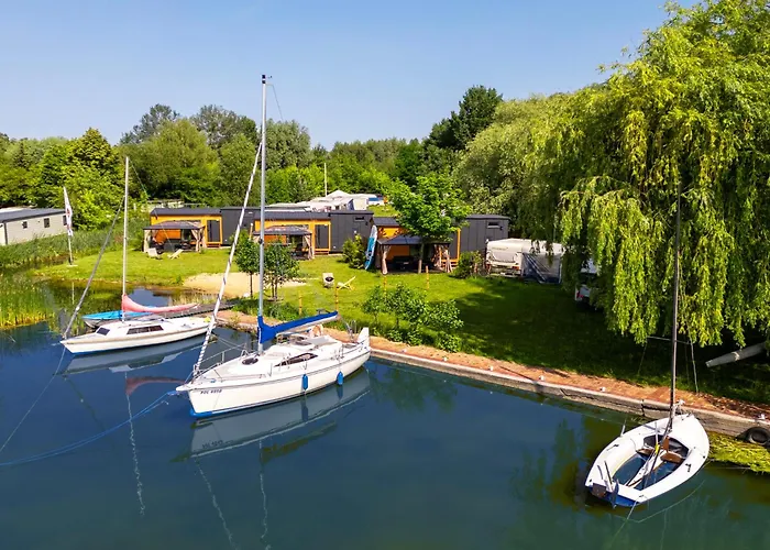 3 Widoki Kiekrz -domki Tiny House Z Prywatna Plaza I Pomostem Nad Jeziorem Kierskim Kemp Poznaň