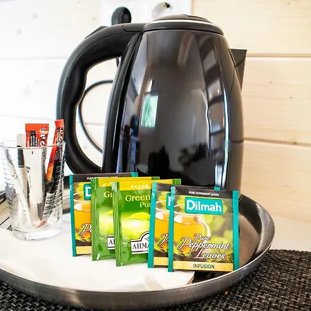 3 Widoki Kiekrz -domki Tiny House Z Prywatna Plaza I Pomostem Nad Jeziorem Kierskim פוזנן