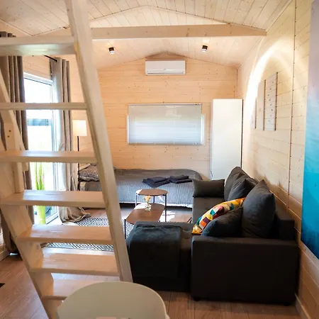 אתר קמפינג 3 Widoki Kiekrz -domki Tiny House Z Prywatna Plaza I Pomostem Nad Jeziorem Kierskim *