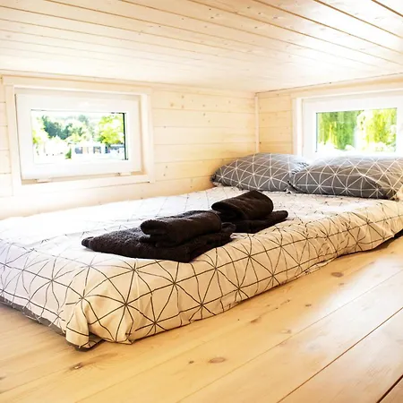 Κάμπινγκ 3 Widoki Kiekrz -domki Tiny House Z Prywatna Plaza I Pomostem Nad Jeziorem Kierskim *
