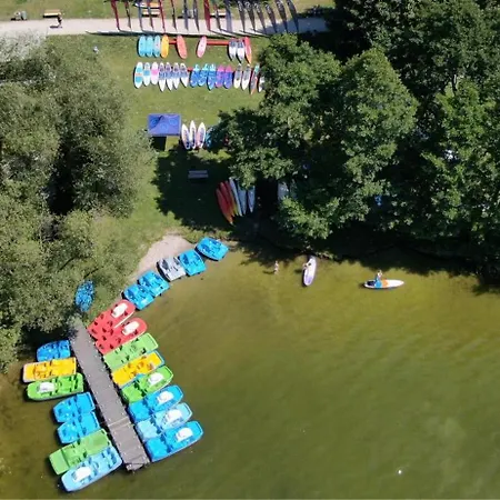 Kamp alanı 3 Widoki Kiekrz -domki Tiny House Z Prywatna Plaza I Pomostem Nad Jeziorem Kierskim Poznan