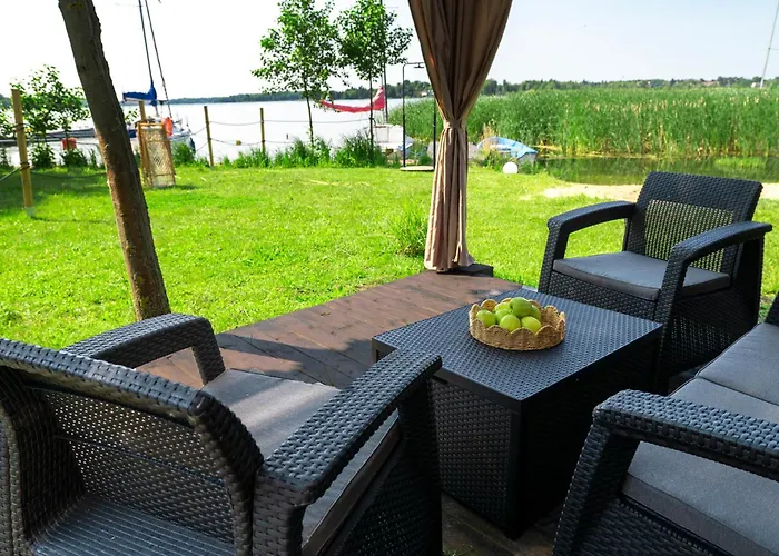 3 Widoki Kiekrz -domki Tiny House Z Prywatna Plaza I Pomostem Nad Jeziorem Kierskim Campsite