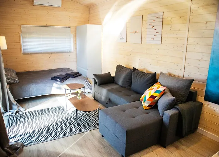 3 Widoki Kiekrz -domki Tiny House Z Prywatna Plaza I Pomostem Nad Jeziorem Kierskim
