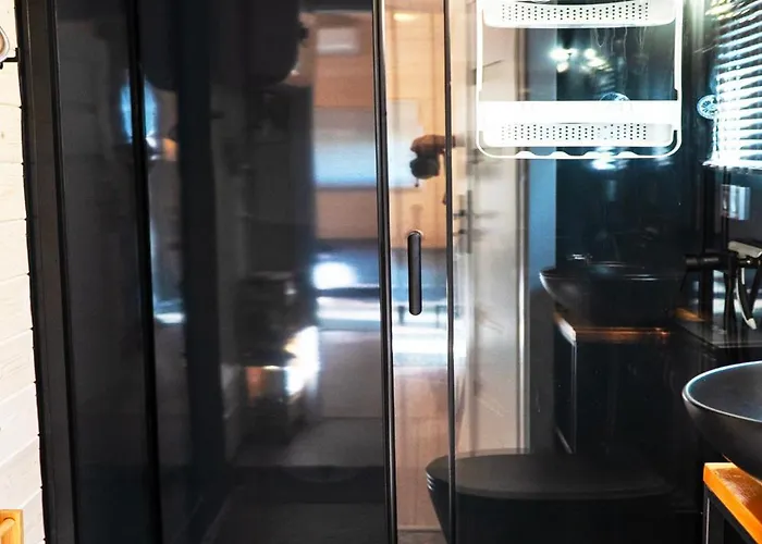 3 Widoki Kiekrz -domki Tiny House Z Prywatna Plaza I Pomostem Nad Jeziorem Kierskim